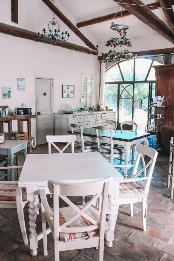 Robion en Luberon La Bastide Des Songes - Demeure D'Hotes מראה חיצוני תמונה