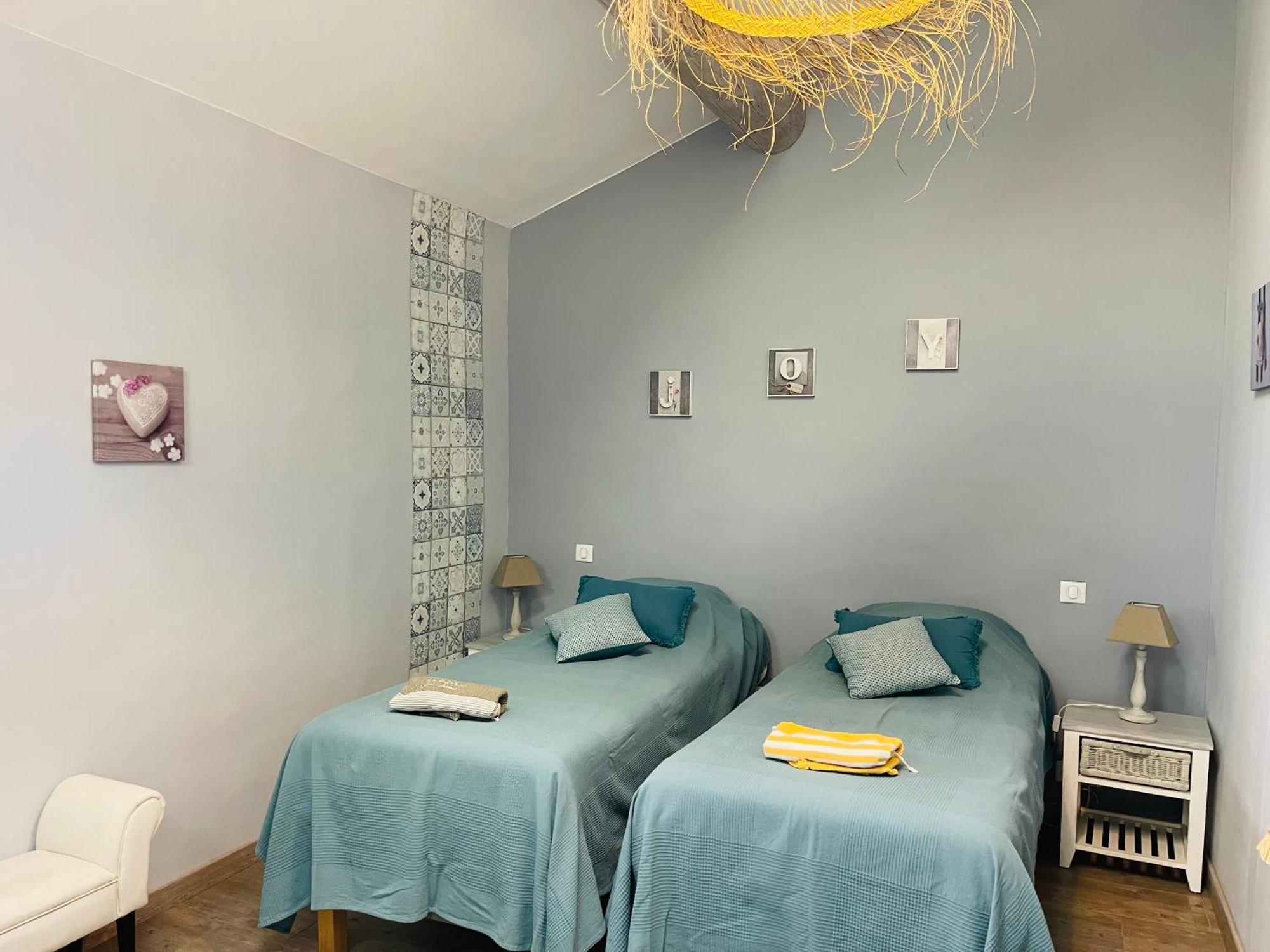 Robion en Luberon La Bastide Des Songes - Demeure D'Hotes מראה חיצוני תמונה