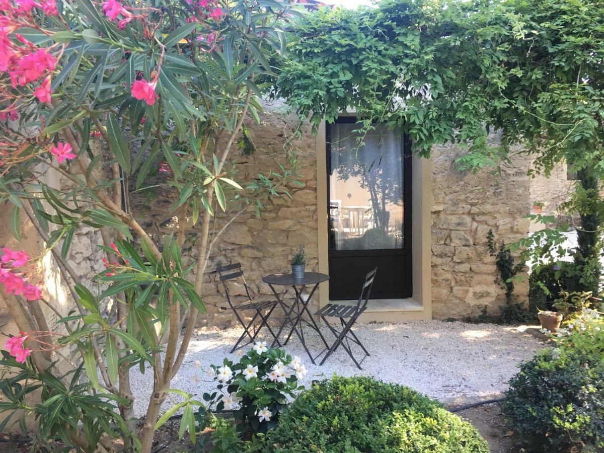 Robion en Luberon La Bastide Des Songes - Demeure D'Hotes מראה חיצוני תמונה